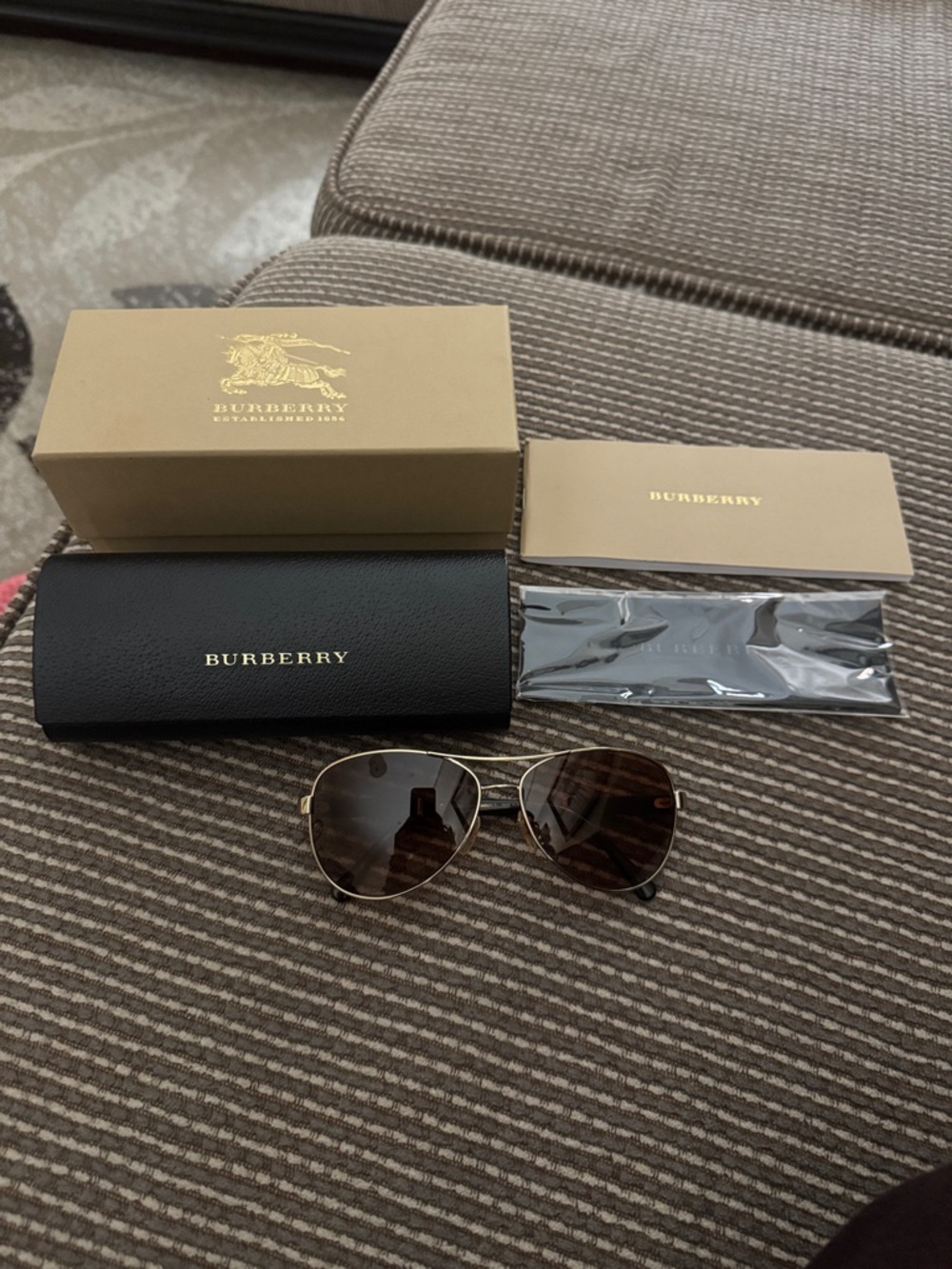 BNIB Burberry Gold Frame Aviator Sunglasses with Brown Lenses